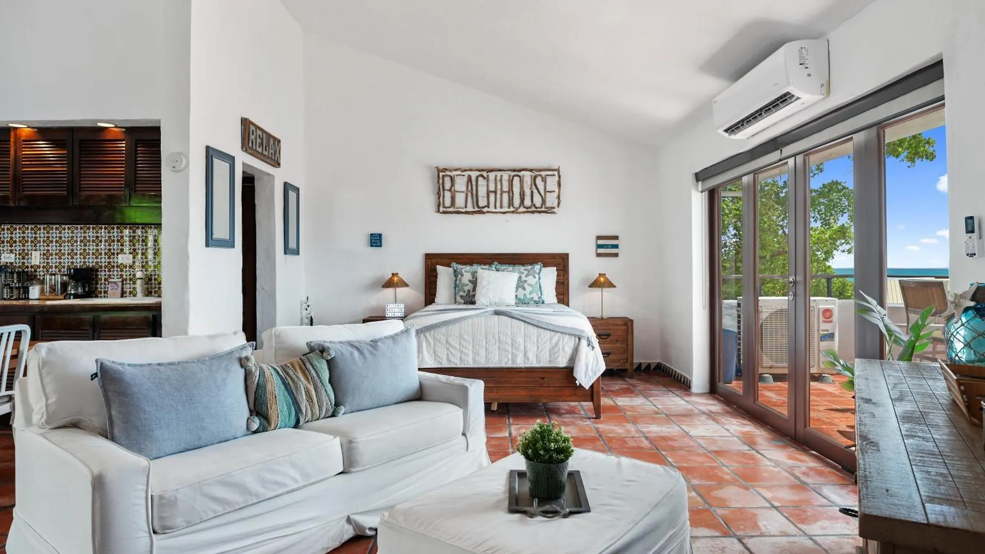 Villa Rio Mar Retreat En Stunning Oceanview Near El Yunque Rio Grande