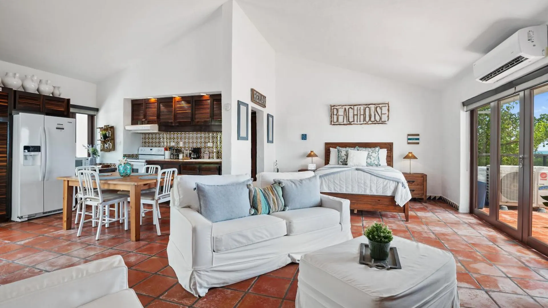 Villa Rio Mar Retreat En Stunning Oceanview Near El Yunque Rio Grande